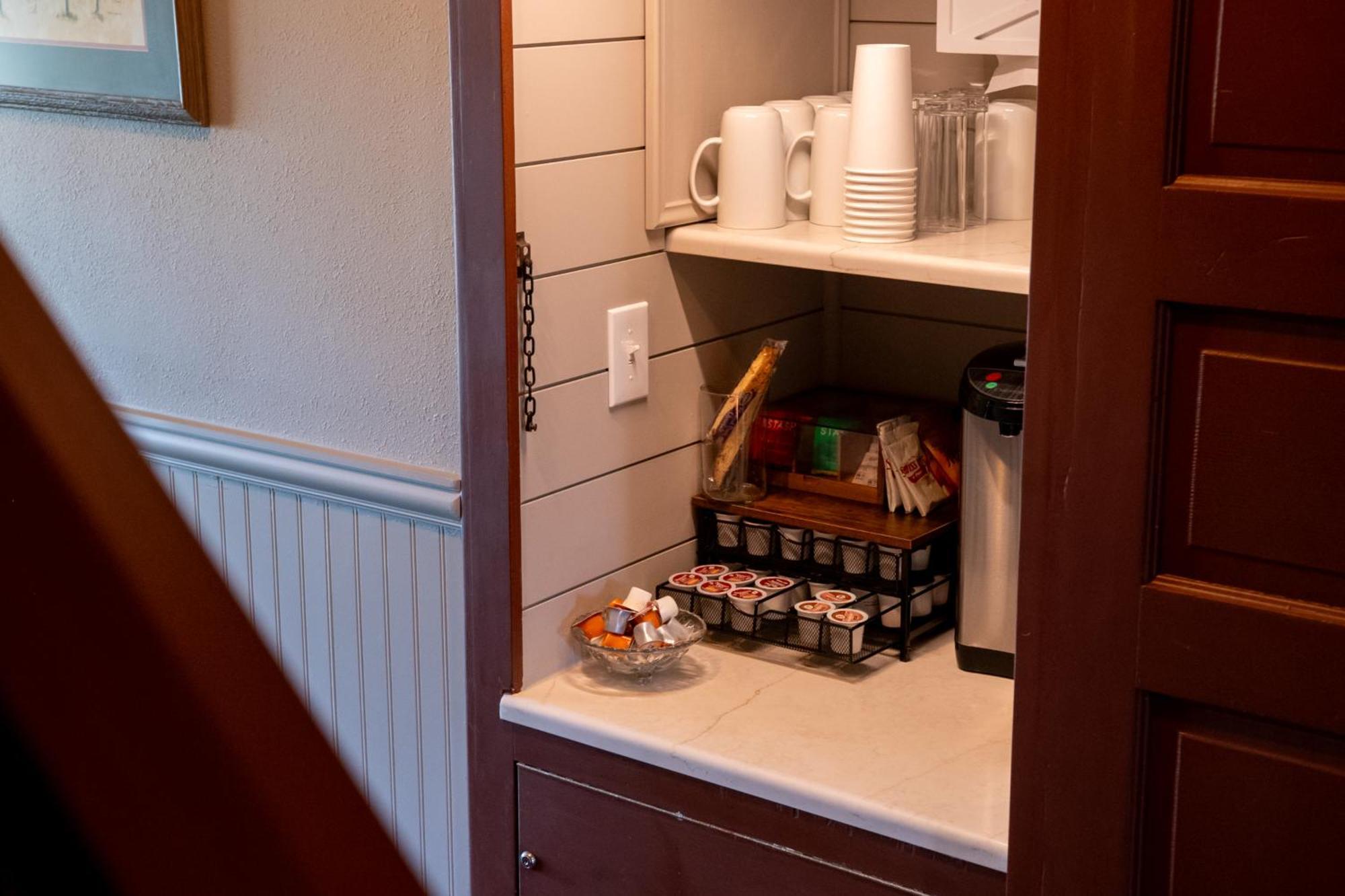 The Pearl Inn Bed And Breakfast Ilwaco Extérieur photo