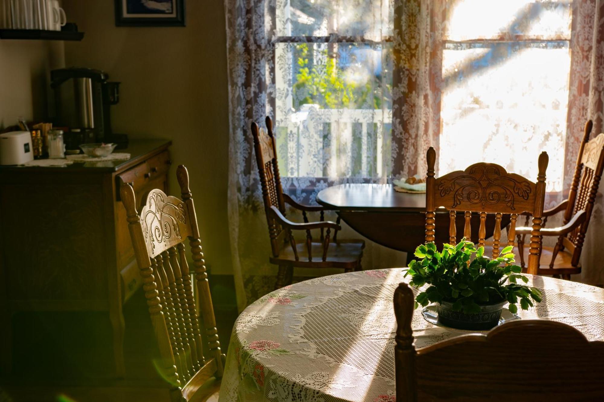 The Pearl Inn Bed And Breakfast Ilwaco Extérieur photo