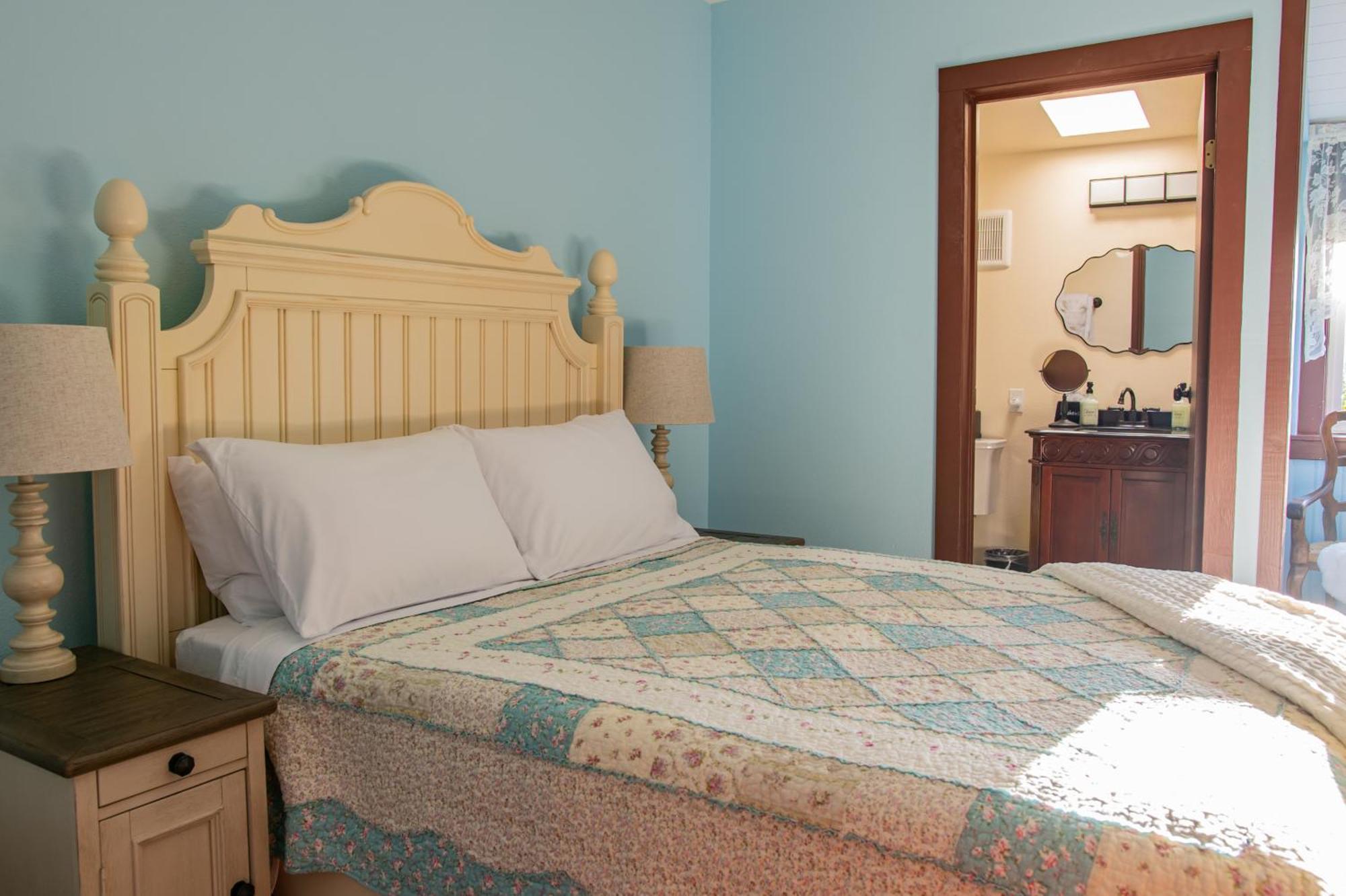 The Pearl Inn Bed And Breakfast Ilwaco Extérieur photo